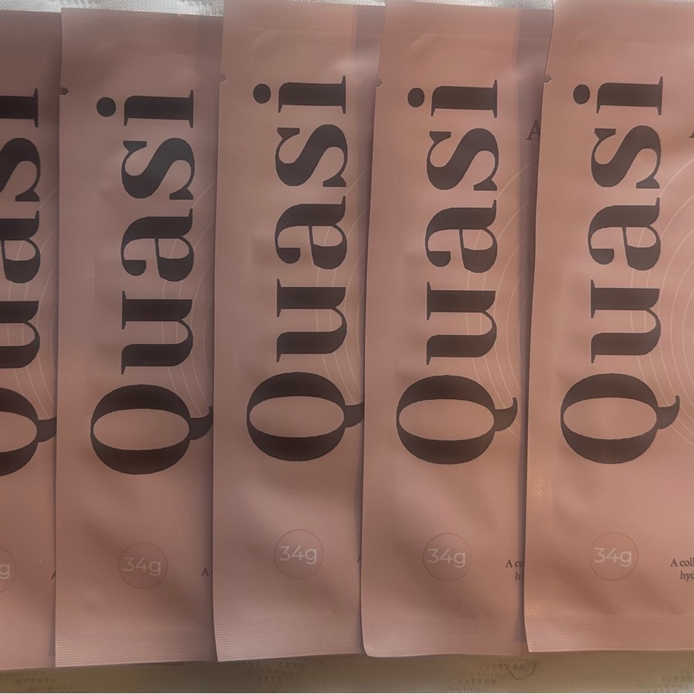 VIRAL KOREAN QUASI GLOWING SKIN MASKS (Pack of 7)